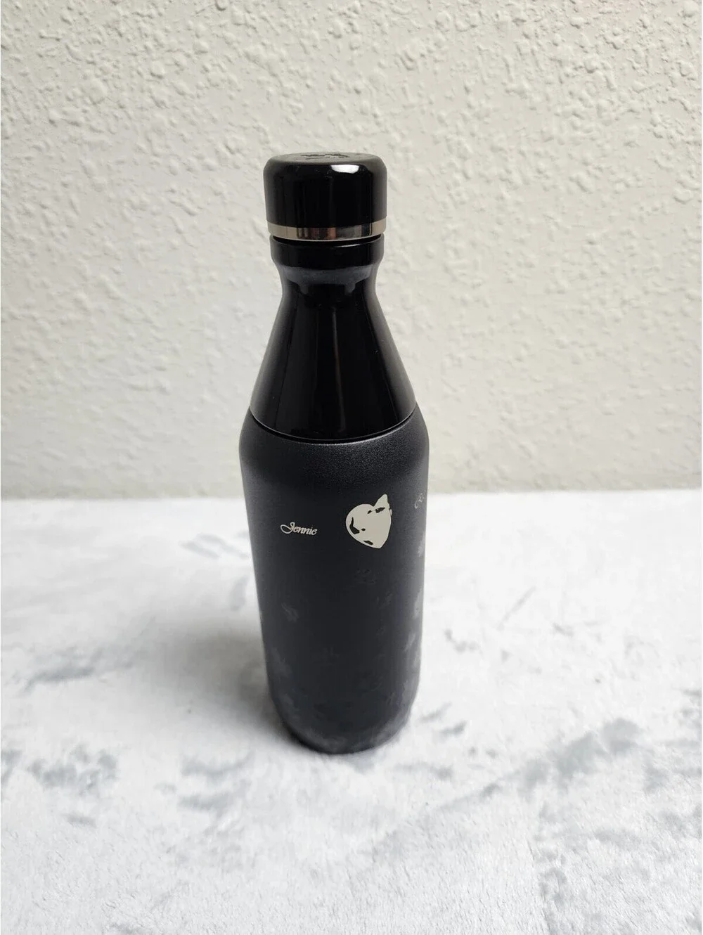 🤩STANLEY X JENNIE BLACK 12OZ ALL DAY SLIM LUXE BOTTLE LIMITED EDITION IN HAND